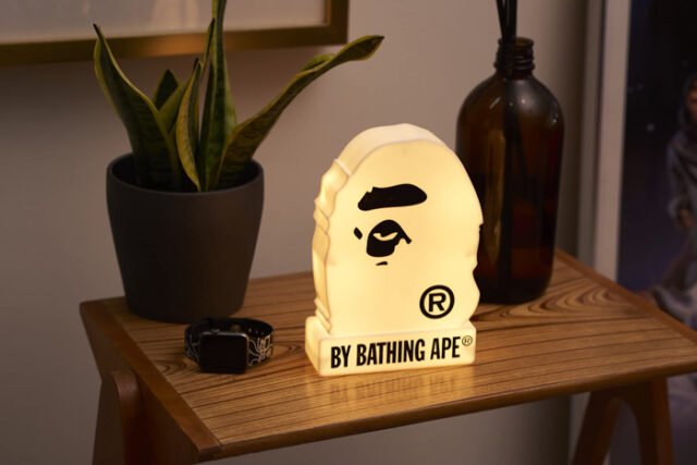 A BATHING APE® 2023 SPRING/SUMMER COLLECTION 【付録】 ア ベイシング エイプ ルームライト | 雑誌付録 ダイアリー【発売予定・レビューブログ】